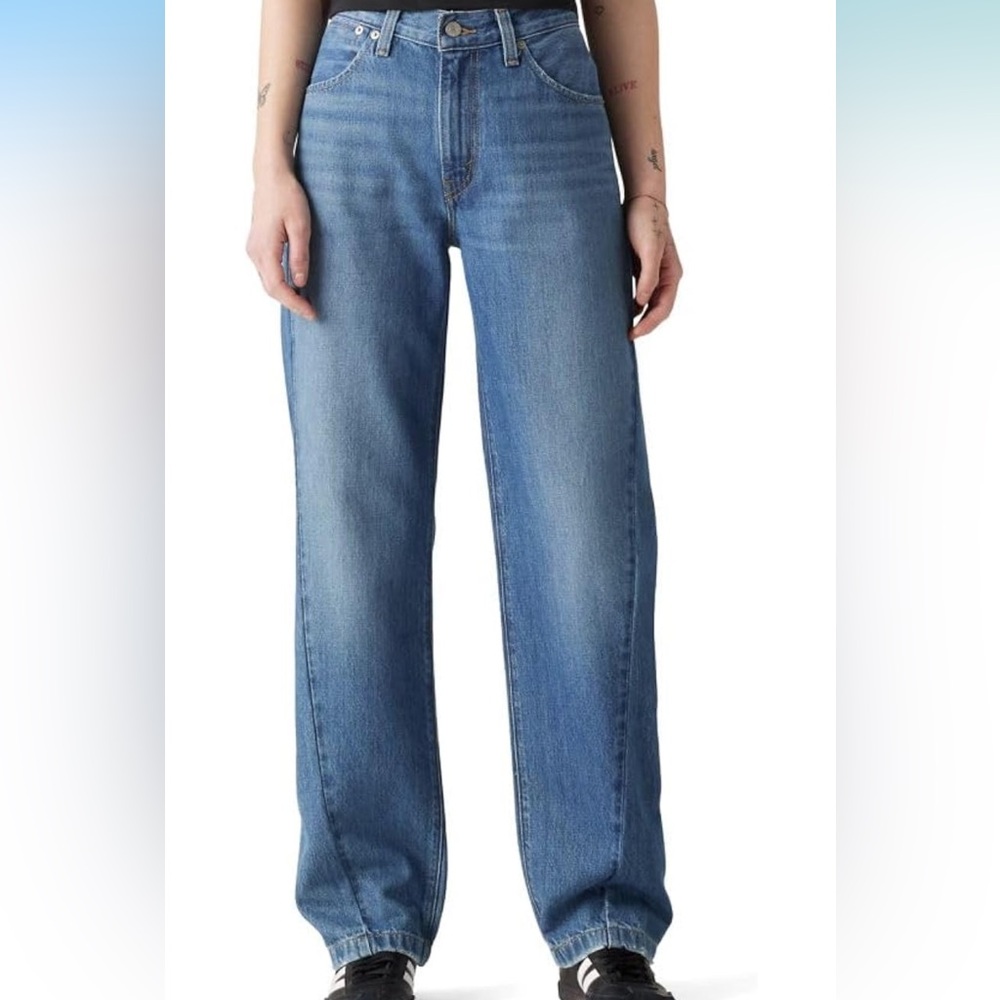 LEVI’S 94 BAGGY JEANS